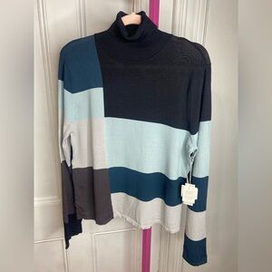 NWT AUGUST SILK KNITS Colorblock Turtleneck Sweater